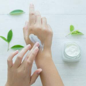 Best natural skincare nutritionist in Mehdipatnam Hyderabad. Ms. Anum Siddiqui has certification with an experience of 5 years in Natural Skincare.